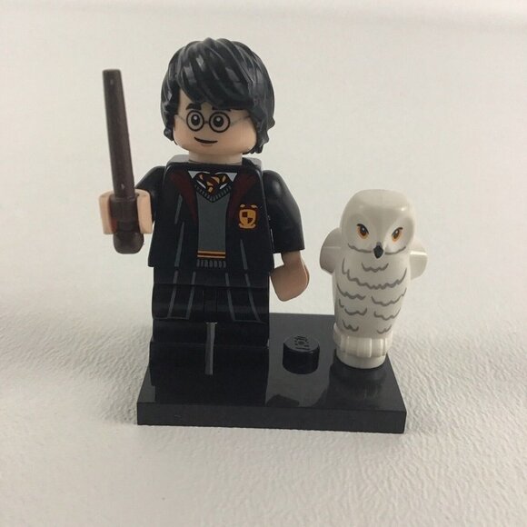 Lego Other - Lego Wizarding World Harry Potter Minifig Harry Hedwig Pet Snowy Owl 2018 Toy